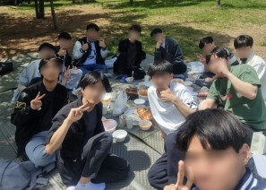picnic1.jpg